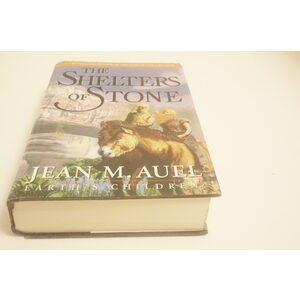 The Shelters Of Stone a novel by Jean M Auel