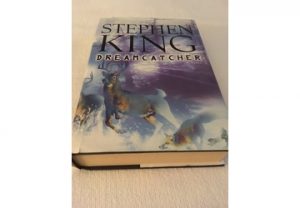 Horror Novel Stephen King Dreamcatcher used book available at thebookchateau.com